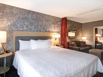 Hotel Home2 By Hilton South